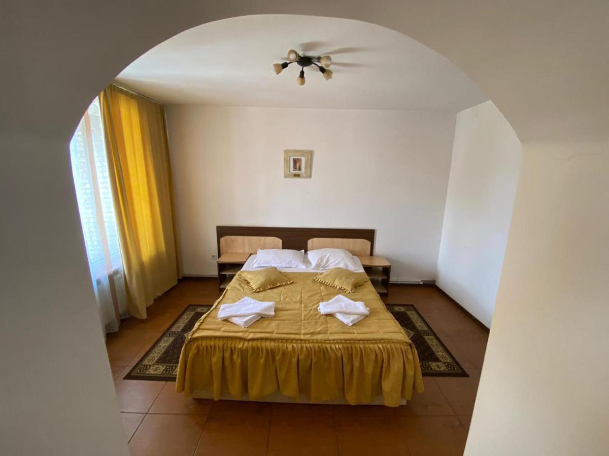 Hotel Gorj Târgu Jiu Buitenkant foto