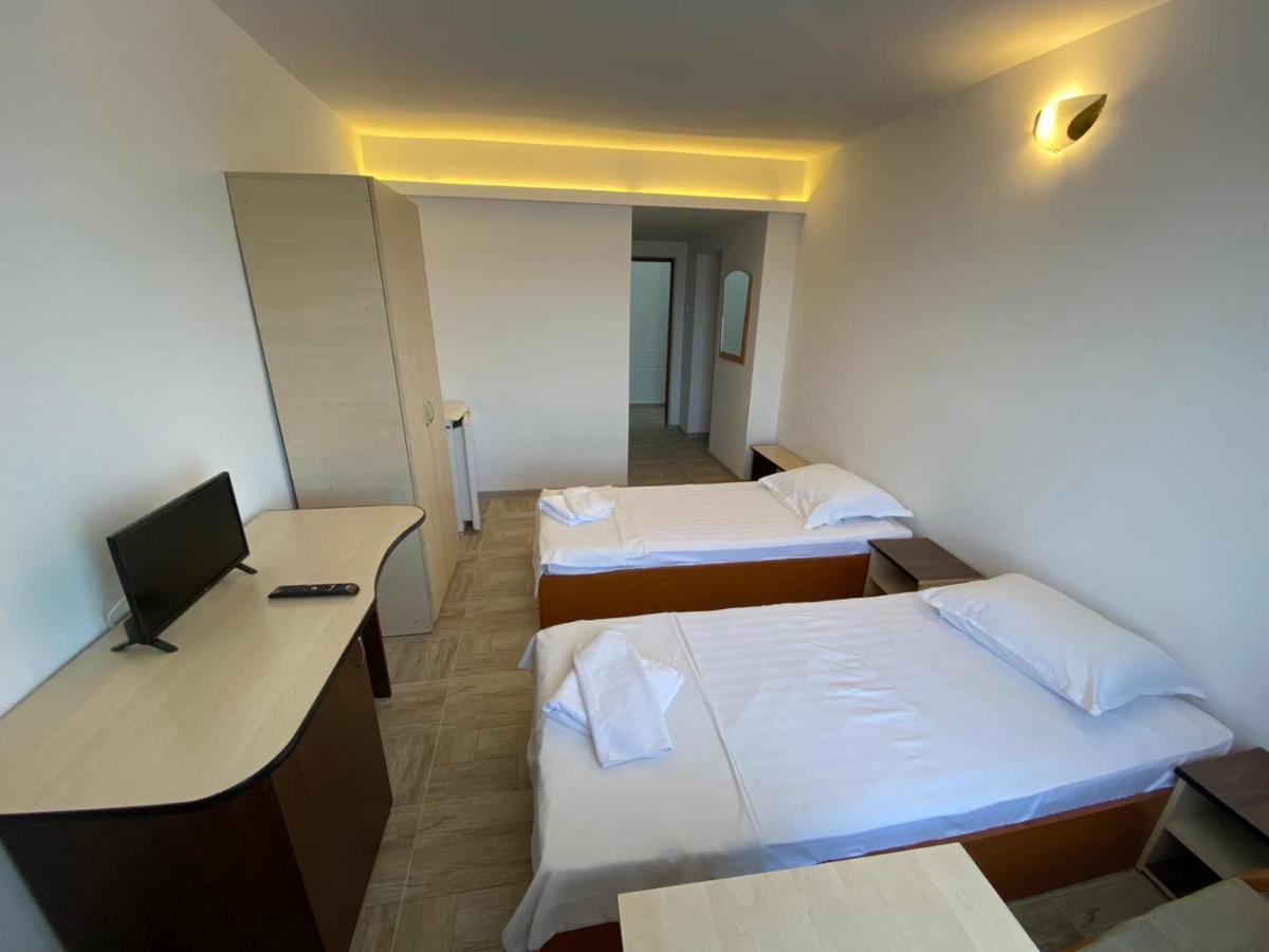 Hotel Gorj Târgu Jiu Buitenkant foto