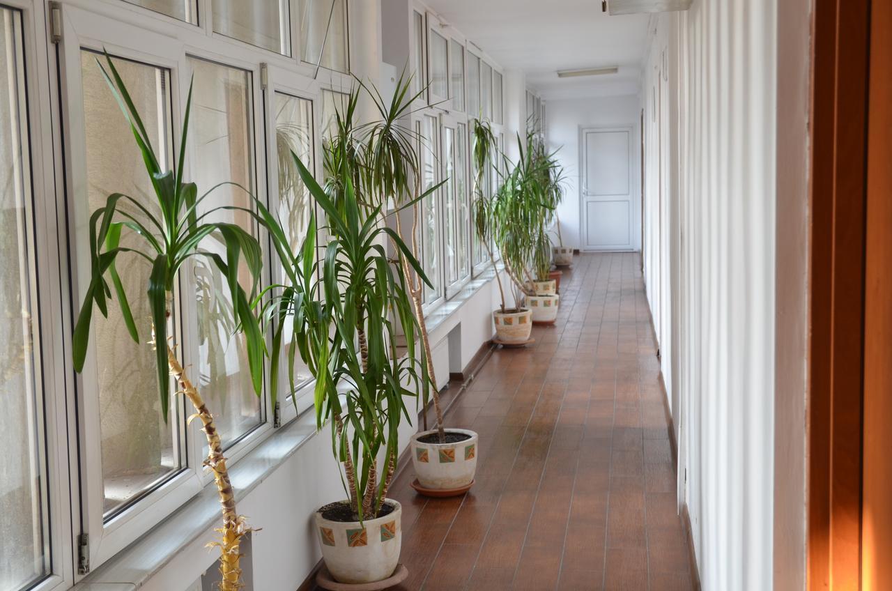 Hotel Gorj Târgu Jiu Buitenkant foto