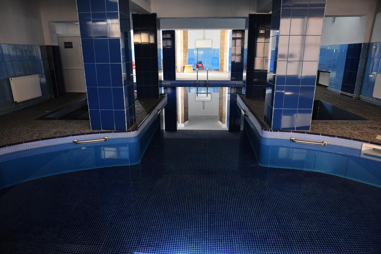 Hotel Gorj Târgu Jiu Buitenkant foto