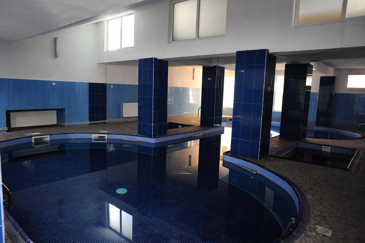 Hotel Gorj Târgu Jiu Buitenkant foto