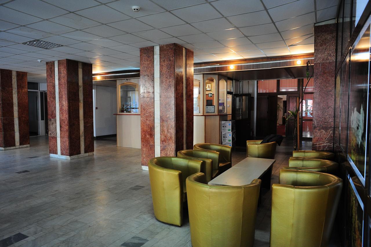 Hotel Gorj Târgu Jiu Buitenkant foto